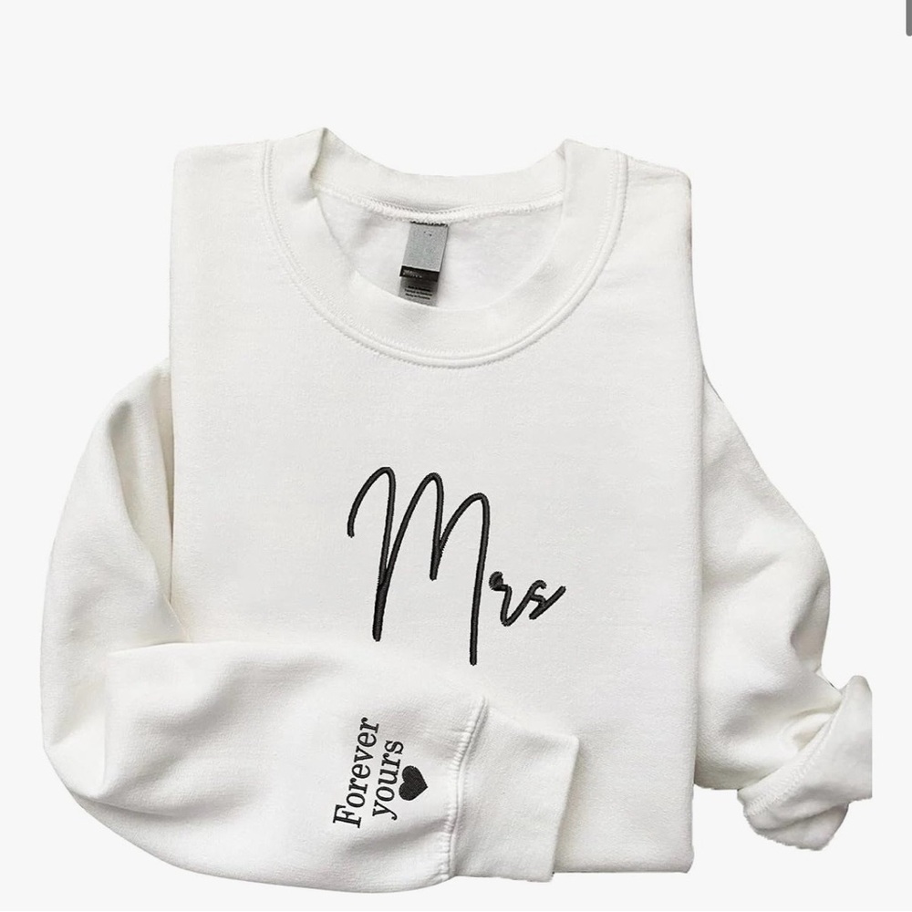 White Sweatshirt with Black Script - image 1